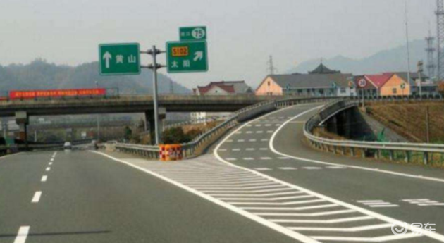 高速油没了怎么办_高速路车子没油怎么处理_高速公路没有油了